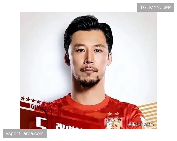 张琳芃这训练完直接去接娃的穿搭，真不像挣那么多钱的人